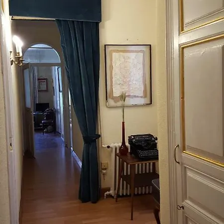 Casa Burguesa De 1900 *